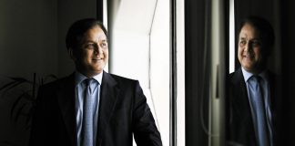 Banking leadership crisis