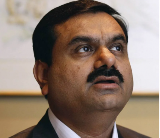 Indian billionaire closes in on Bezos with 1,000% stock surge