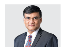 Axis Bank Incubates a New Entrepreneur — Its Head of Retail Branches